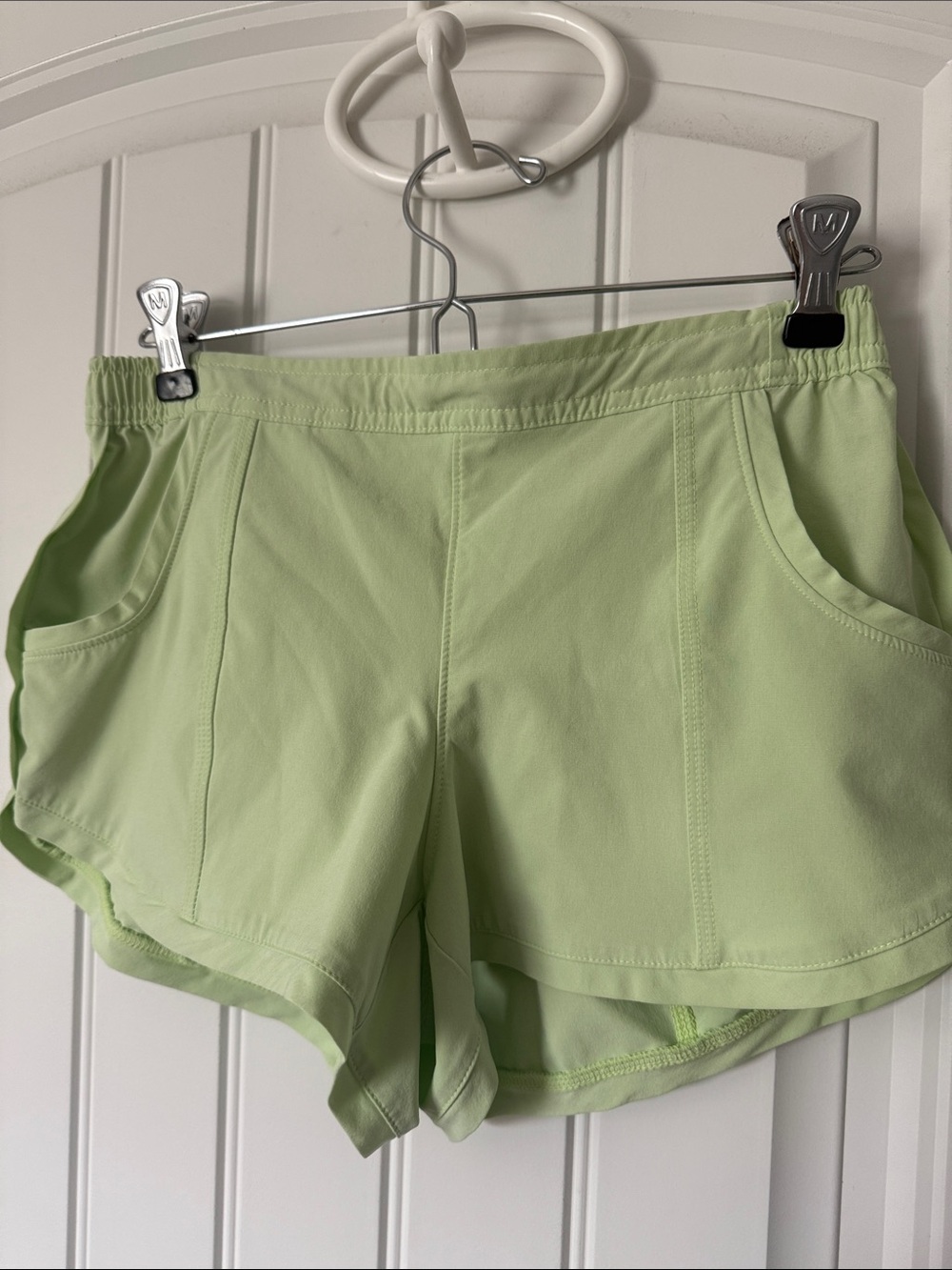 Athleta - Light Green Athletic Shorts with Elastic Waist - Size XS - Picture 2 of 8